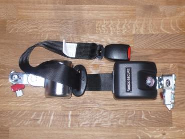 Höhenverstellbarer Automatik-Schultergurt